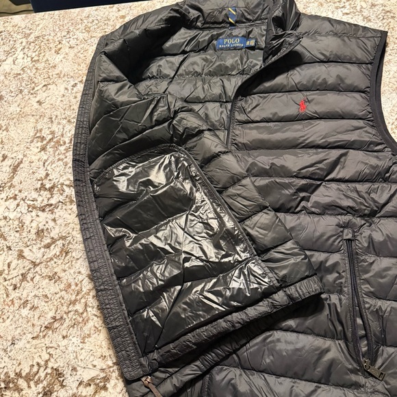 Polo Ralph Lauren Men’s Quilted Down Vest – Black – Size 3XB (Big & Tall) - Picture 16 of 17